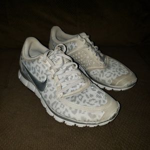 Nike Cheetah print tennis shoes
